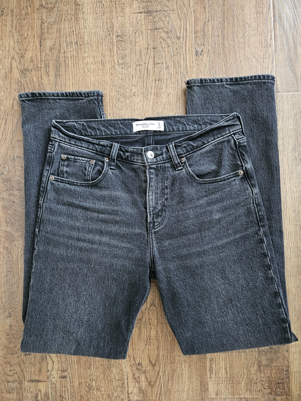Abercrombie & Fitch Women's Straight Leg Jeans, Black, Size 4/27R, 29 inseam